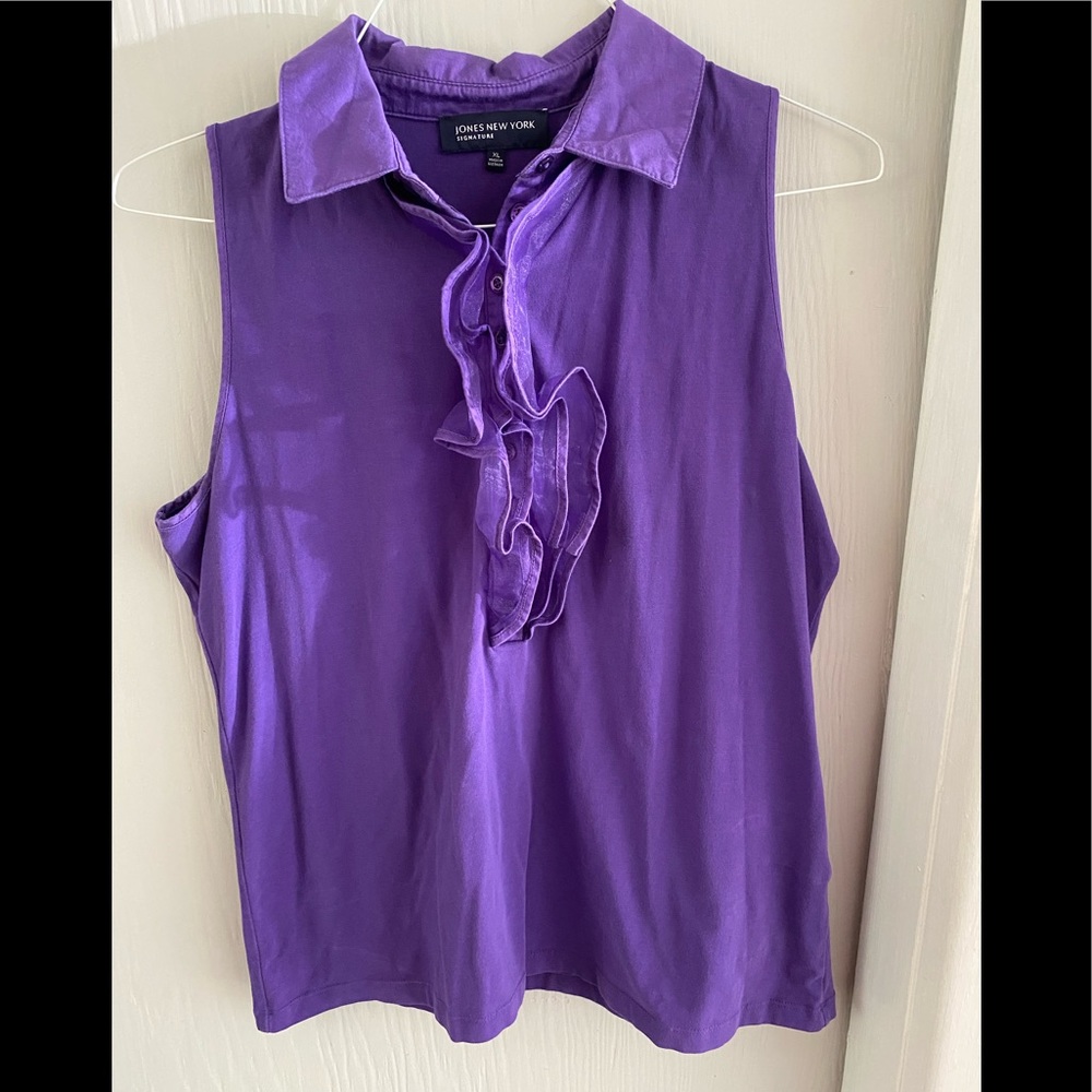 Women’s Jones size XL purple sleeveless top wit ruffles in front